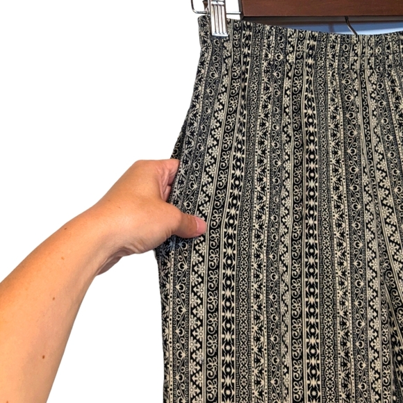 VTg 90s Boho Pattern Tapered Pants Harem esque Hippie Bohemian Small FLAW - Picture 4 of 8